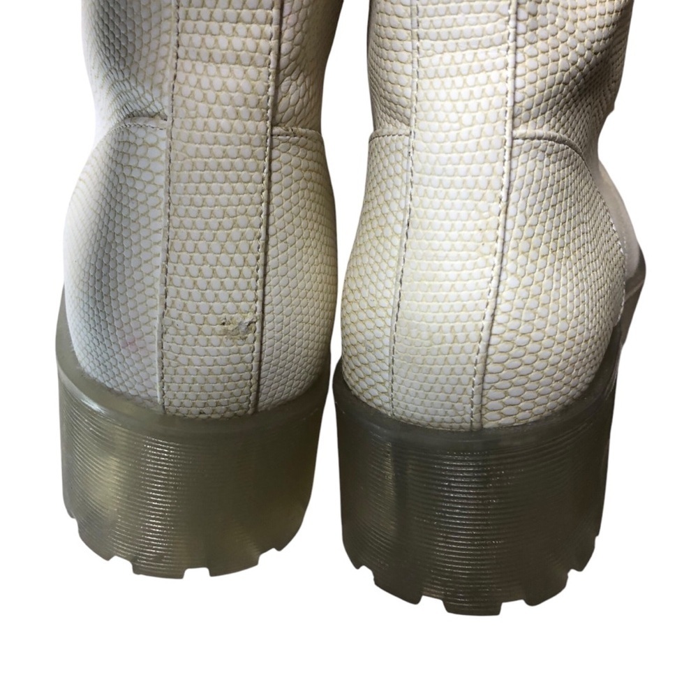 DL Dirty Laundry Lace Up Lug Combat Boots Sz 9/40 Cream Gold Faux Croc Platform - Picture 7 of 11